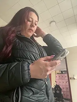 Zoe fire online show from October 25, 12:24 pm