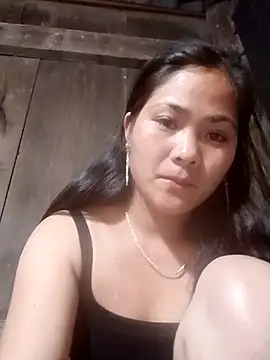 Lyssa-a online show from April 3, 3:43 pm