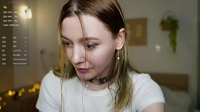 StarryMary online show from December 3, 9:06 pm