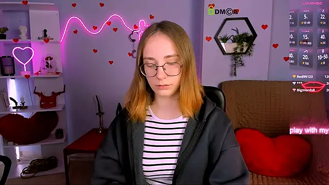 evalora vei online show from April 11, 7:17 pm