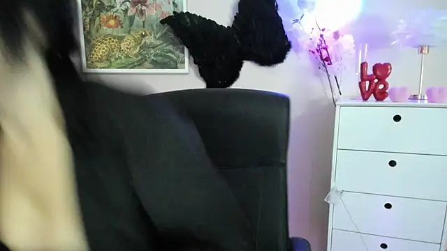 Mollybloom40 online show from February 24, 8:02 am