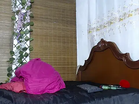 Amberbrown18 online show from October 21, 8:13 pm