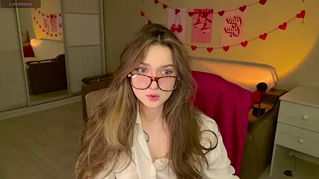 BellaSink online show from December 5, 5:51 am