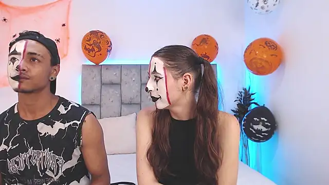 SweetAndSinful online show from October 29, 5:23 am