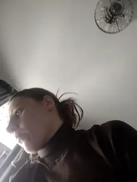 SandyCassie online show from February 20, 9:33 am