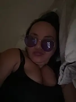 Snapshot of antoniamiller69 chatting on October 18, 12:08 pm antoniamiller69 online show from October 18, 12:08 pm