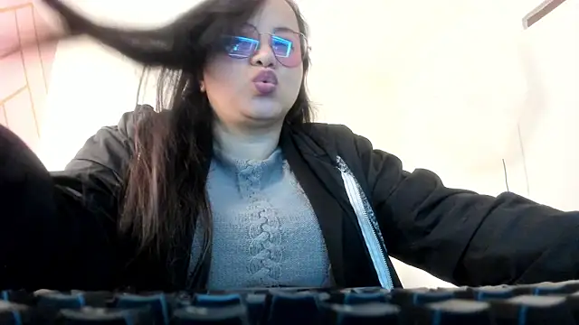 Snapshot of antoniamiller69 chatting on October 15, 6:27 am antoniamiller69 online show from October 15, 6:27 am