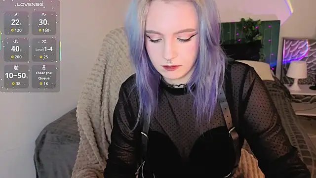 AleksaDivine online show from December 2, 9:39 pm