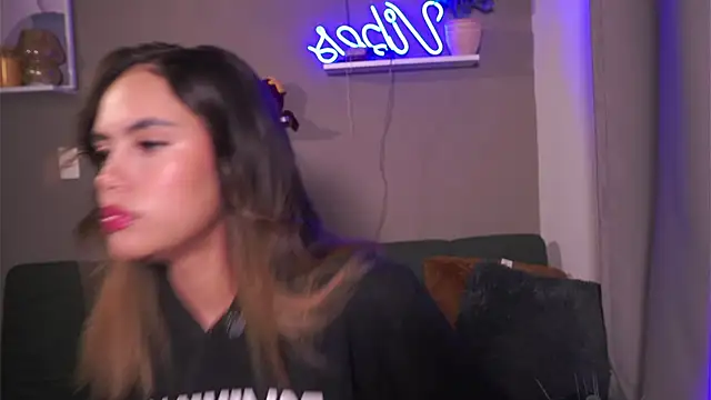 adahara miller17 online show from November 19, 2:44 am