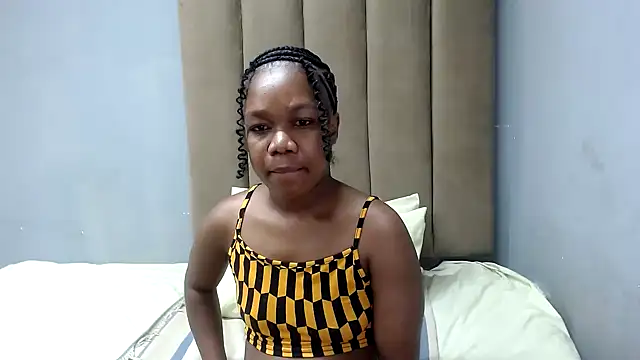 SweetDivaXX online show from November 23, 12:07 pm