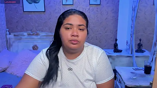 Sara clk online show from March 21, 6:46 pm