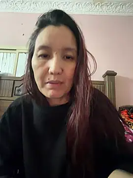 Bigtitsass81 online show from March 28, 10:19 pm