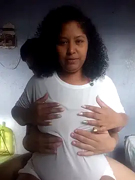 isabel and hekler online show from November 13, 12:26 pm