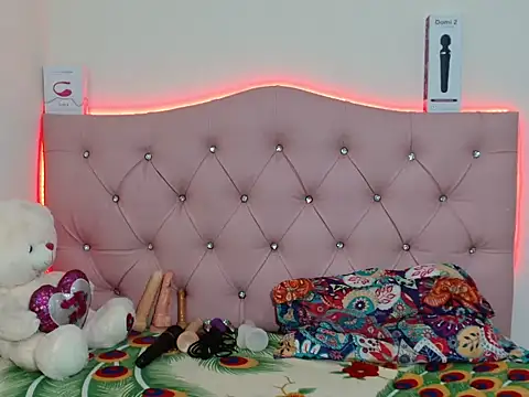 Anny Robert  online show from October 30, 4:41 pm