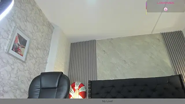 camila  bouzas online show from January 5, 6:44 pm