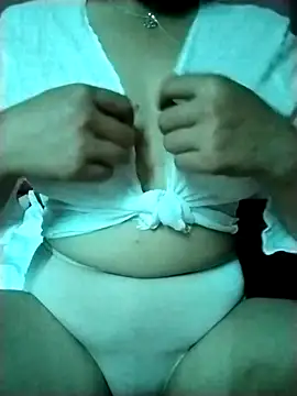 mai-cute online show from October 24, 5:14 am