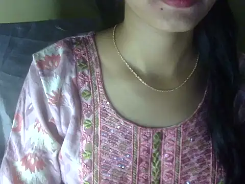 Shezi N online show from April 2, 2:25 pm