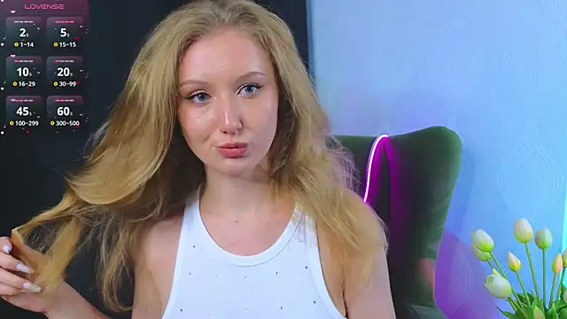 PriscillaPowell online show from November 22, 9:06 pm