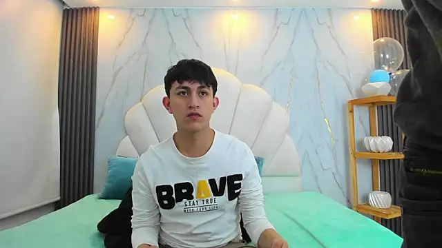 hoot booys  online show from March 2, 9:10 pm