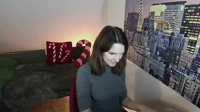 kinkysarahx online show from December 17, 2:10 pm