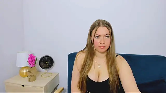 LeaNaughty online show from October 30, 5:25 pm