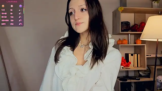 ClarissaMaheia online show from April 8, 7:05 pm