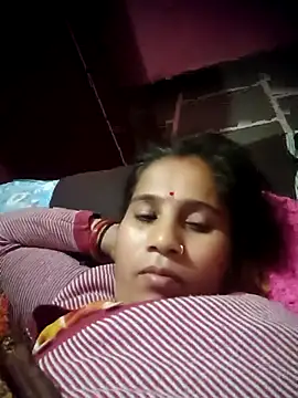 OliveGreen22 online show from December 21, 5:50 pm