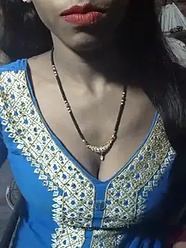 Itz Aisha   online show from December 17, 9:35 am