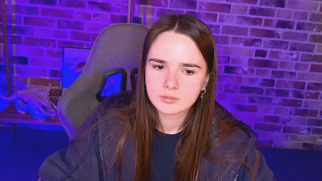 May Bloom online show from April 15, 4:18 pm