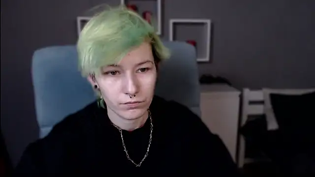 guitarandangell online show from November 1, 11:14 am