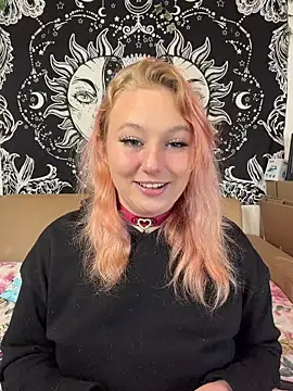 Onlymiasophie online show from March 13, 7:20 am