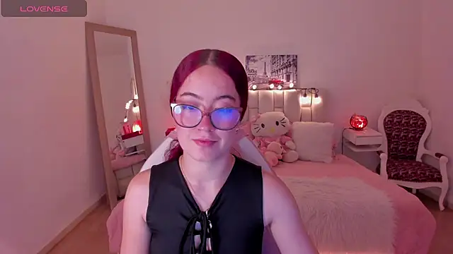 Amaraa couper1 online show from January 7, 3:54 am