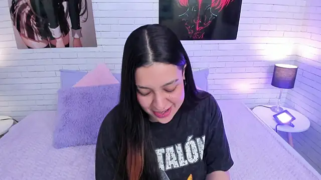 Zoe Murphy online show from November 5, 1:49 pm