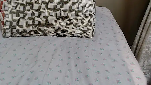 RissaGx online show from November 12, 2:04 pm