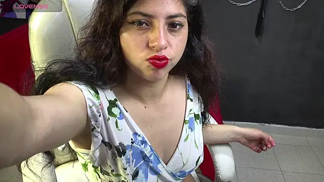 Aishaahot online show from October 24, 12:45 pm