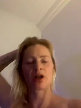 milfdawn online show from October 18, 6:10 pm