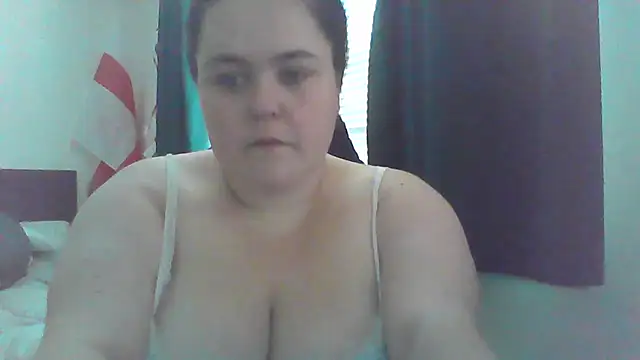 Maya 29x online show from July 6, 3:03 pm