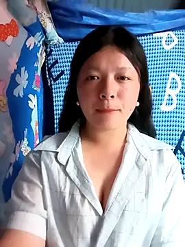 lisa-bae00 online show from March 30, 12:16 pm