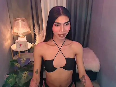 tsgorgeousmargaux online show from April 13, 4:52 pm