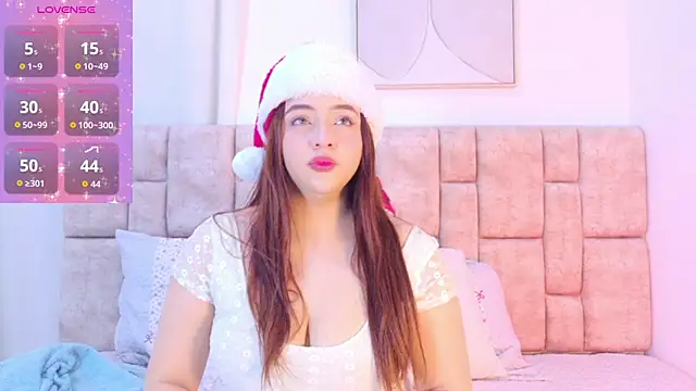 Karina Wong online show from December 16, 7:31 pm