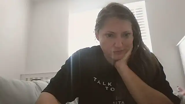 creamylittlecupcake online show from November 17, 7:58 pm