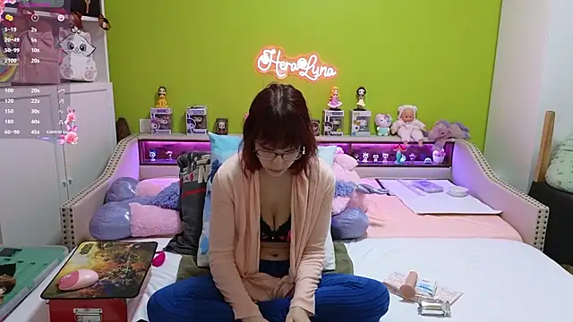  HeraLuna  online show from March 5, 10:16 pm