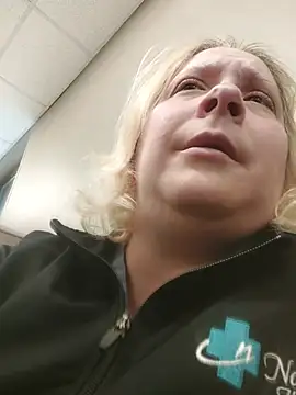 Halloweenpornstar online show from November 20, 6:31 pm