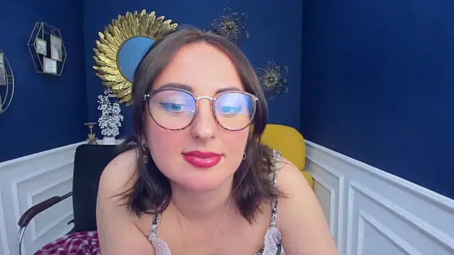 NoraSimons online show from May 5, 12:41 pm