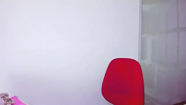 chloehanna online show from March 5, 9:10 pm