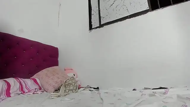 emily stars1 online show from March 9, 6:27 am