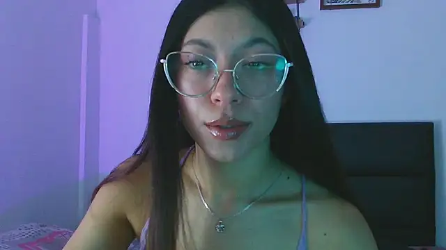 LissyM online show from December 5, 2:33 am