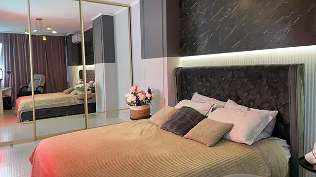 Wow Maya online show from March 23, 1:12 am