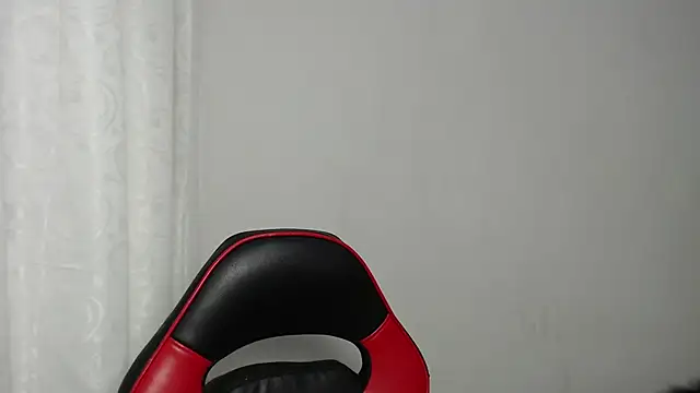 Snapshot of sofia_montclair chatting on October 31, 4:25 am sofia montclair online show from October 31, 4:25 am