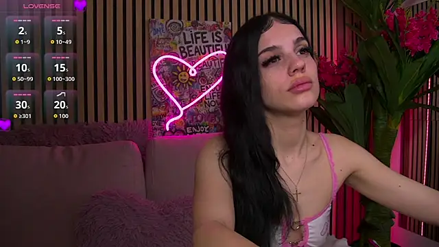 MirunaHaze online show from March 8, 5:22 am